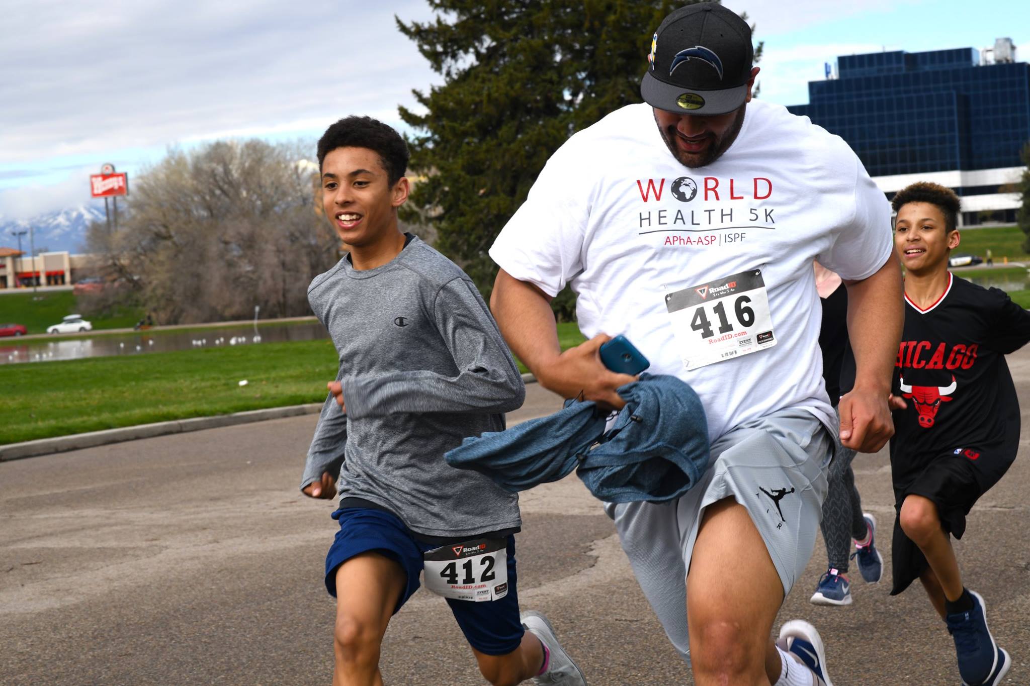 boys running